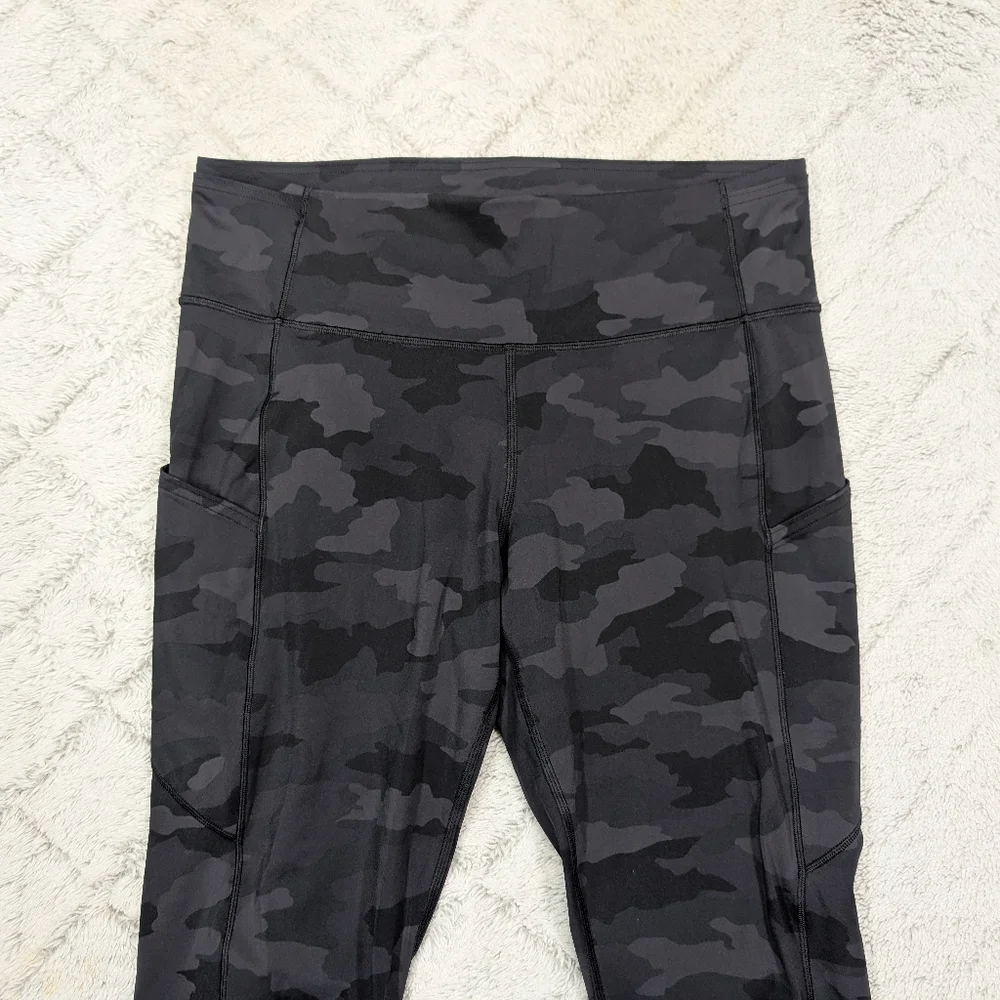 Lululemon Leggings Womens 12 Gray Incognito Camo Fast Free Hi Rise Crop 23” - Picture 2 of 12